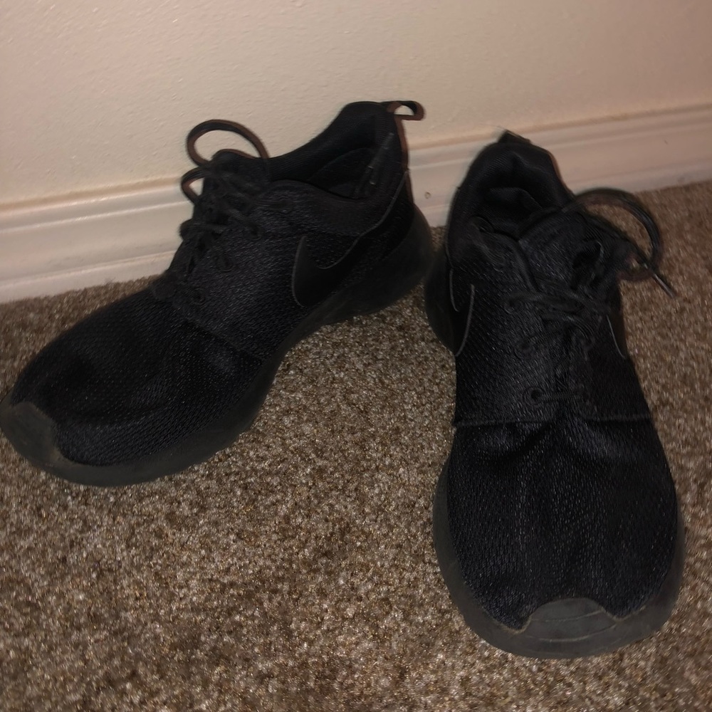Black roche runs